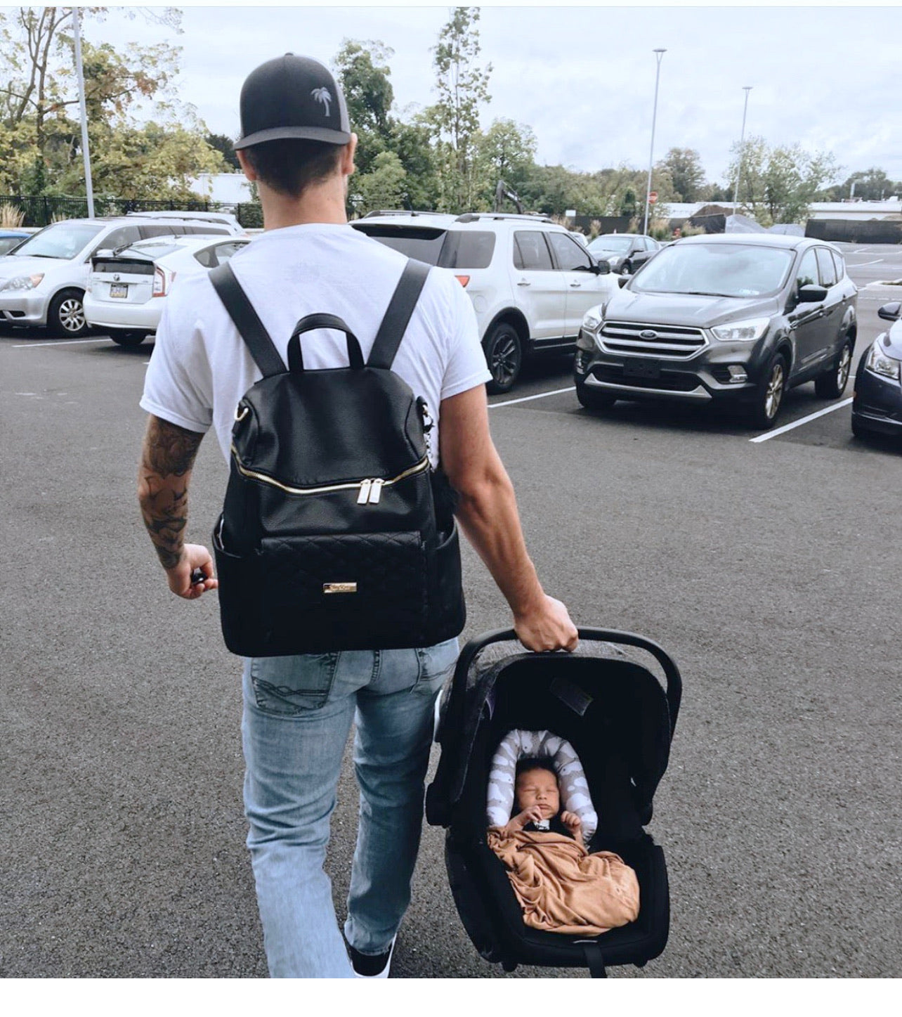 A Stylish Dad’s Guide to Diaper Bags