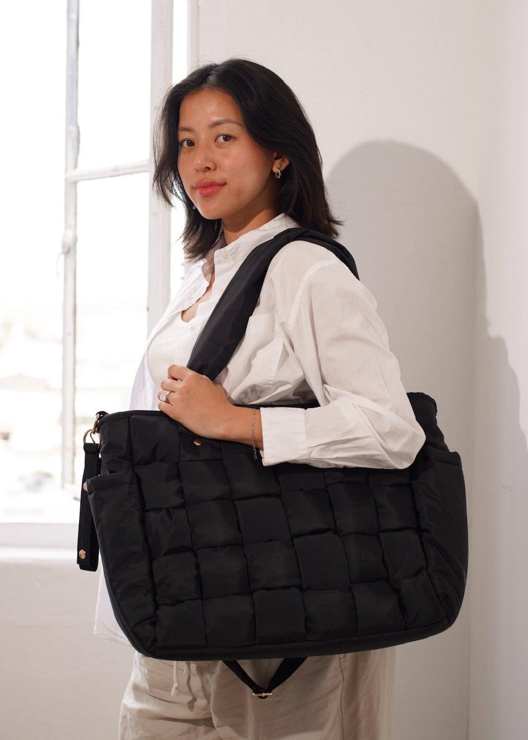 The Infinite Tote - Black by Luli Bebé