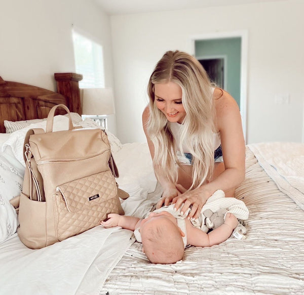 tips to organise diaper bag for busy moms